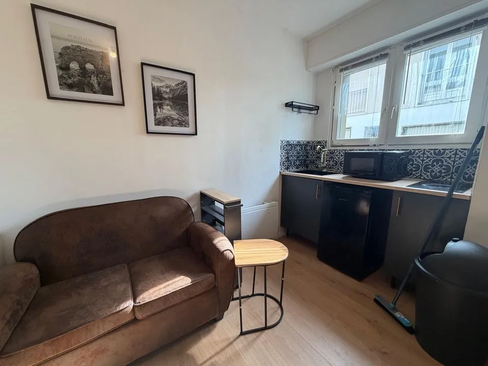 Studio in Angers, Maine-et-Loire - photo 1