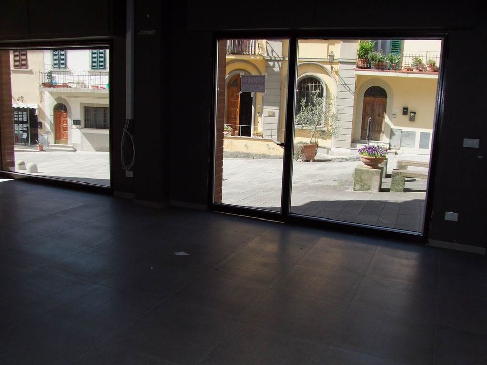 Erhvervsejendom i Londa, Florence - foto 2