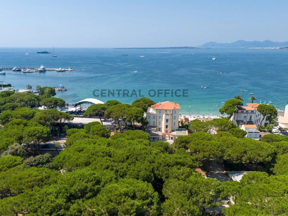 Lejlighed i Juan-les-Pins, Alpes-Maritimes - foto 1