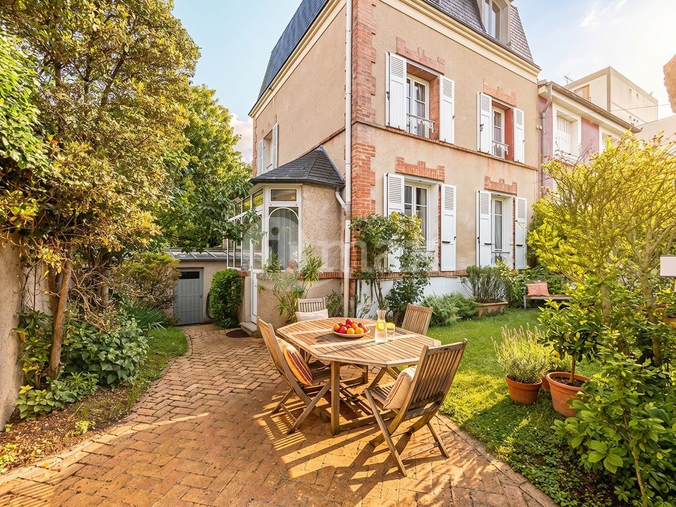 Villa i Asnières-sur-Seine, Hauts-de-Seine - foto 1