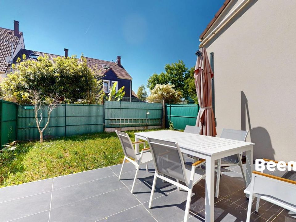 Villa i Neuilly-Plaisance, Seine-Saint-Denis - foto 1