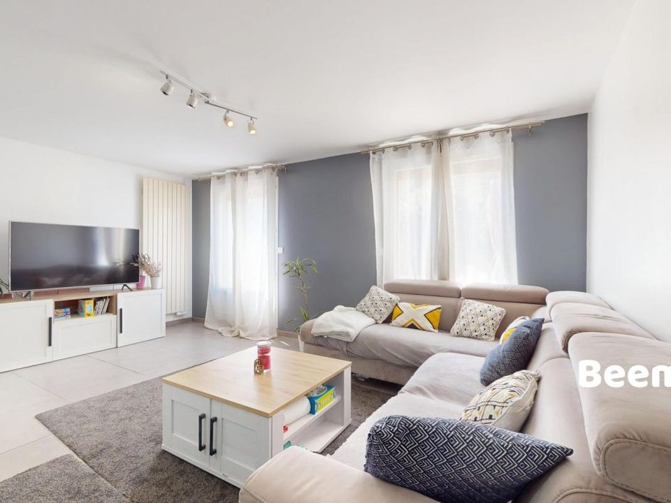Villa i Neuilly-Plaisance, Seine-Saint-Denis - foto 2