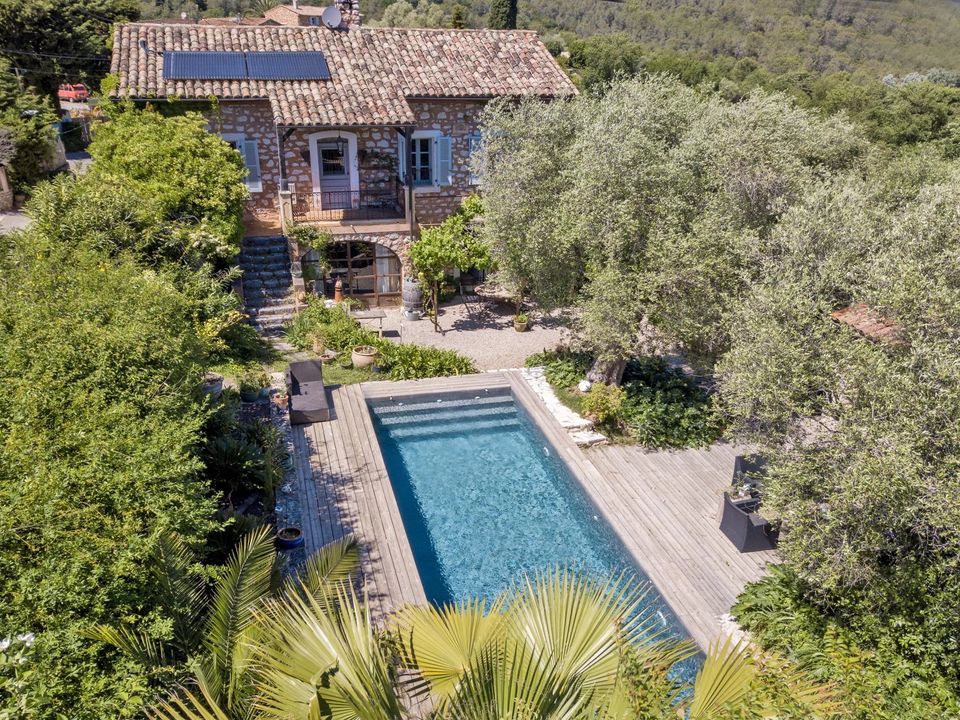 Villa i Roquefort-les-Pins, Alpes-Maritimes - foto 1