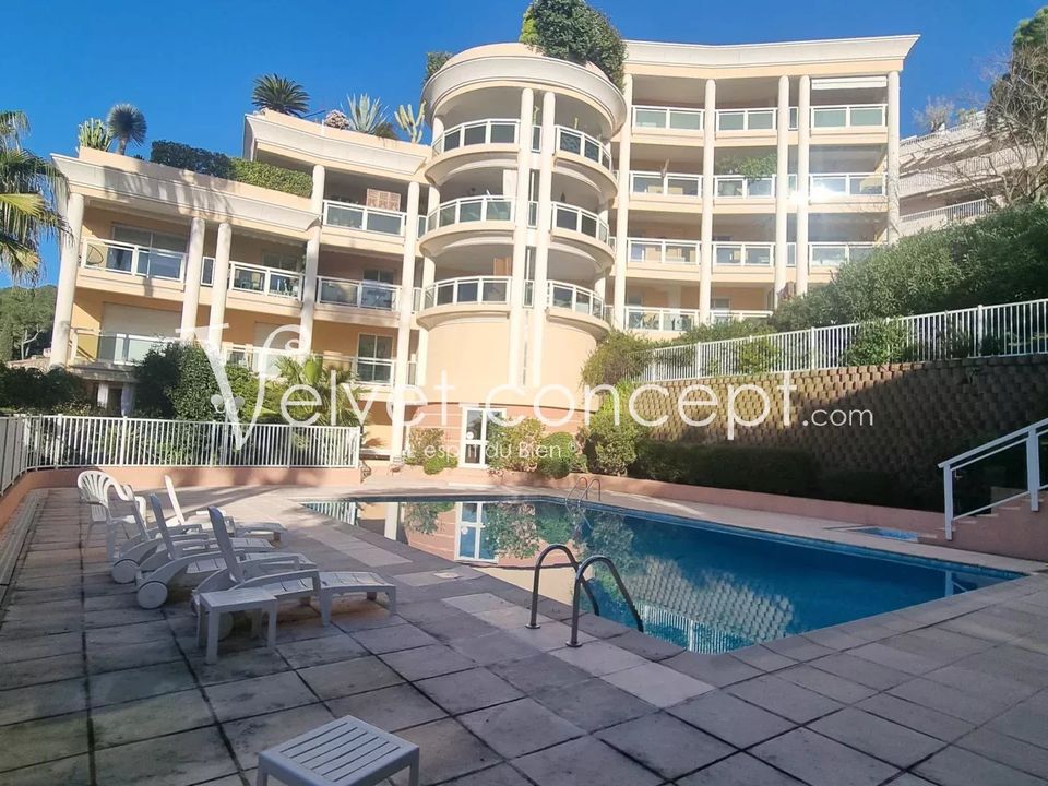 Lejlighed i Le Cannet, Alpes-Maritimes - foto 1