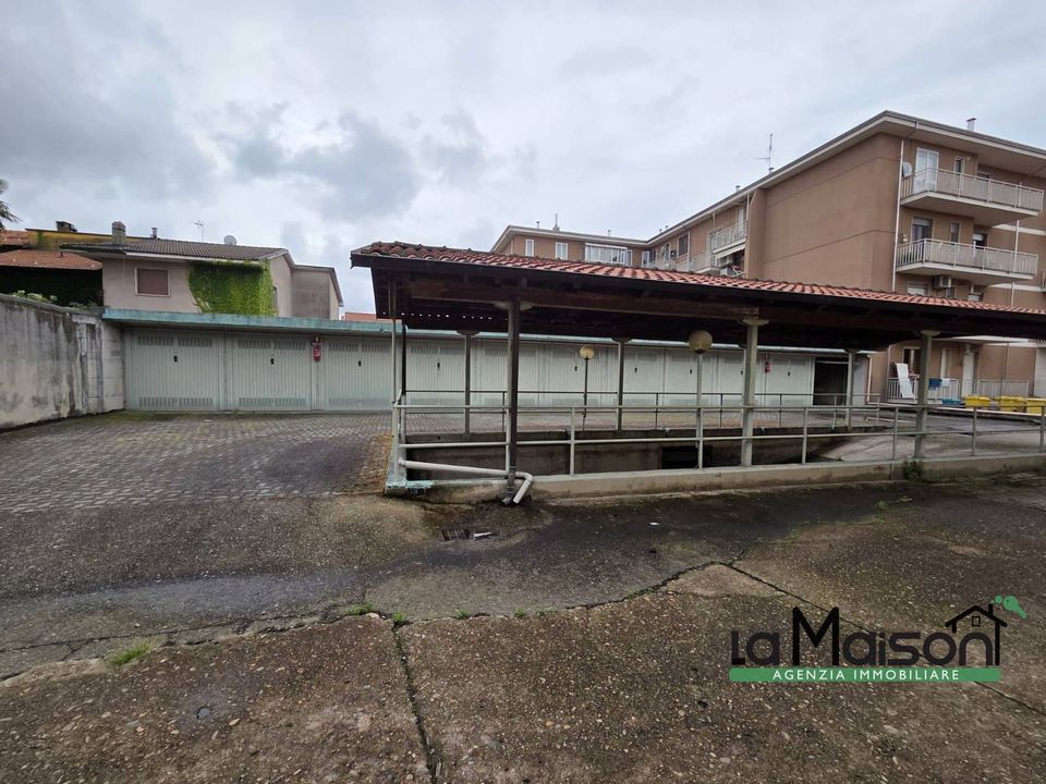 Parkeringsplads i Santhia, Vercelli - foto 5