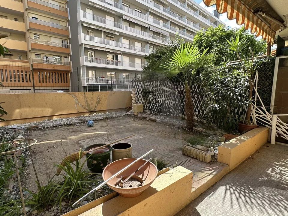 Lejlighed i Menton, Alpes-Maritimes - foto 1