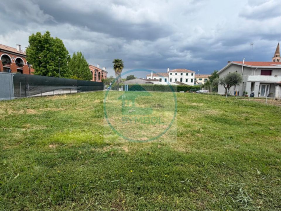 Helårsgrund i Treviso, Treviso - foto 2