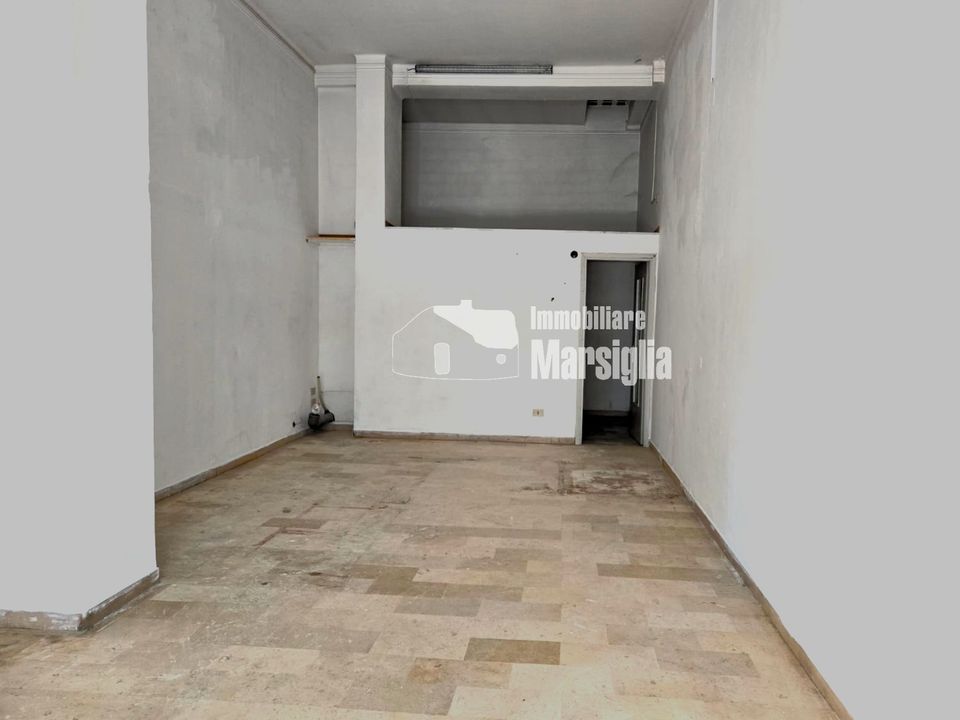 Erhvervsejendom i Sanremo, Imperia - foto 2
