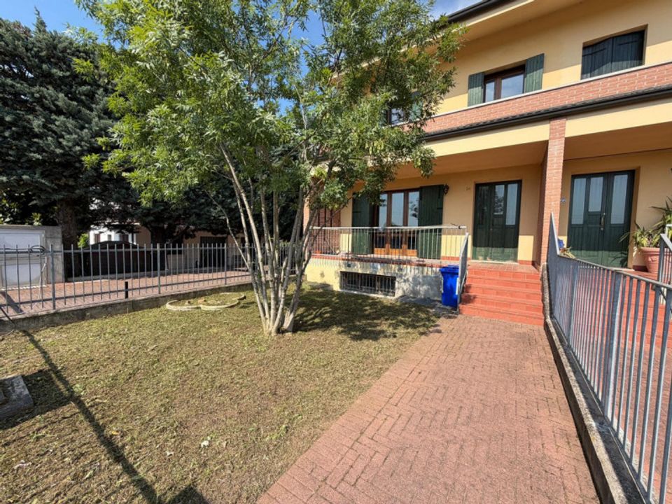 Rækkehus i Cologna Veneta, Verona - foto 1
