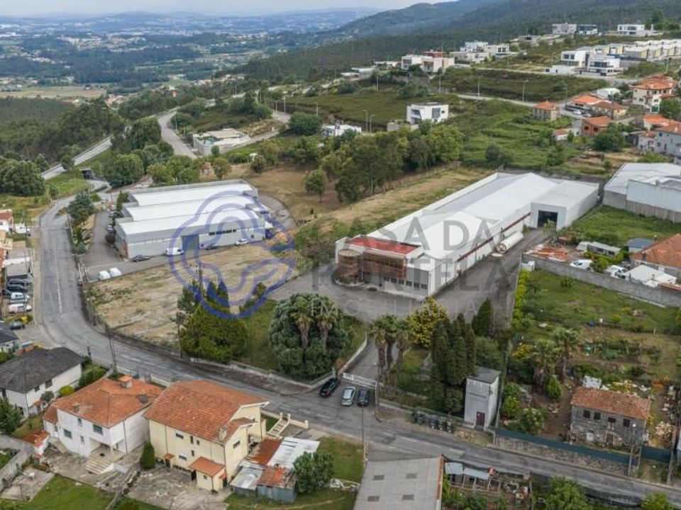 Erhvervsejendom i Pacos de Ferreira, Porto - foto 3