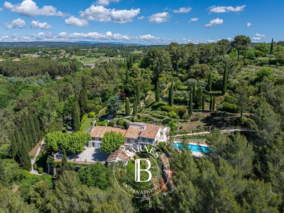 Villa i Aix-en-Provence, Bouches-du-Rhone - foto 1