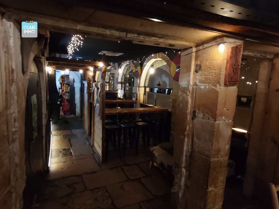 Erhvervsejendom i Macon, Saone-et-Loire - foto 4