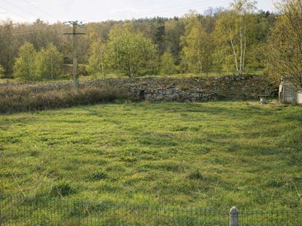 Helårsgrund i Le Pertuis, Haute-Loire - foto 1
