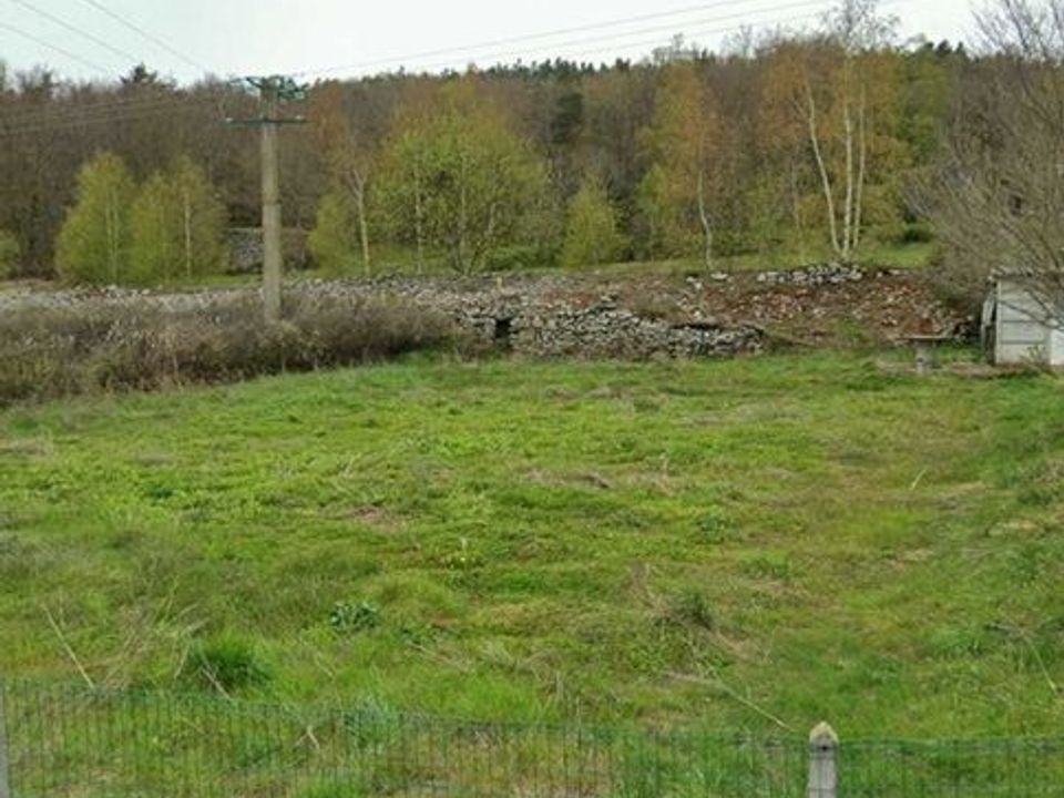 Helårsgrund i Le Pertuis, Haute-Loire - foto 2