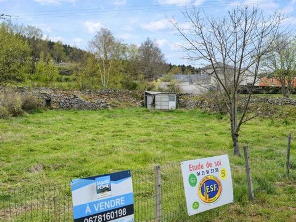 Helårsgrund i Le Pertuis, Haute-Loire - foto 5