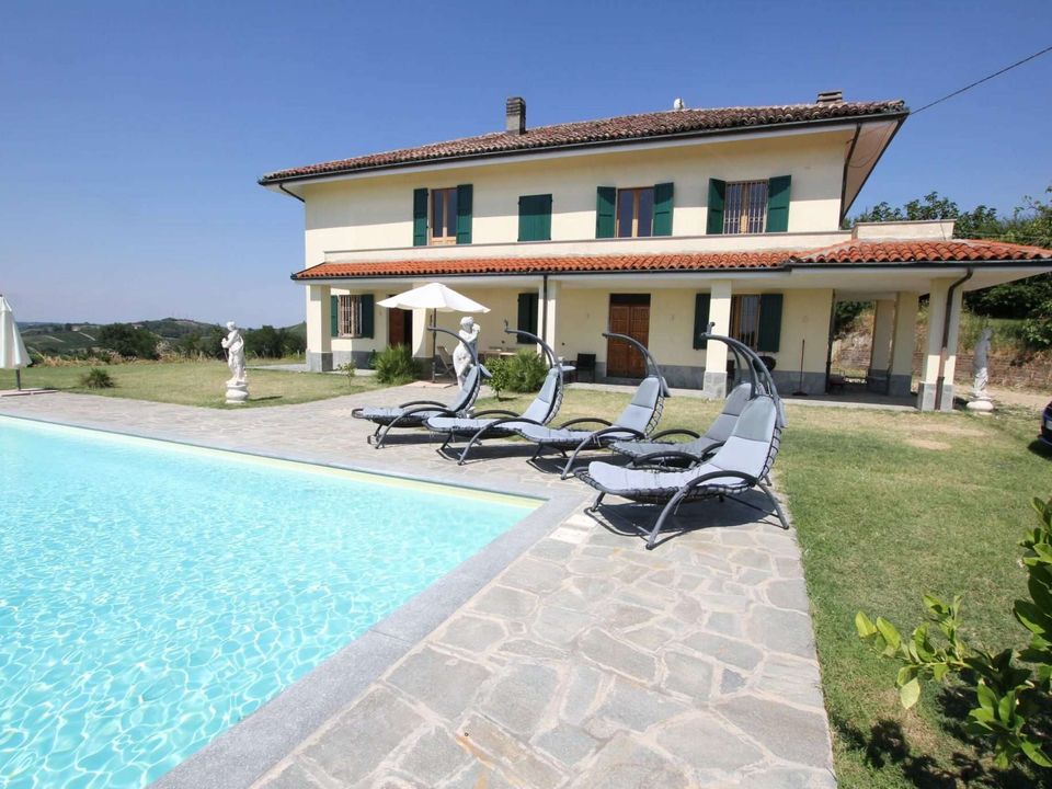 Farm hus i Nizza Monferrato, Asti - foto 1