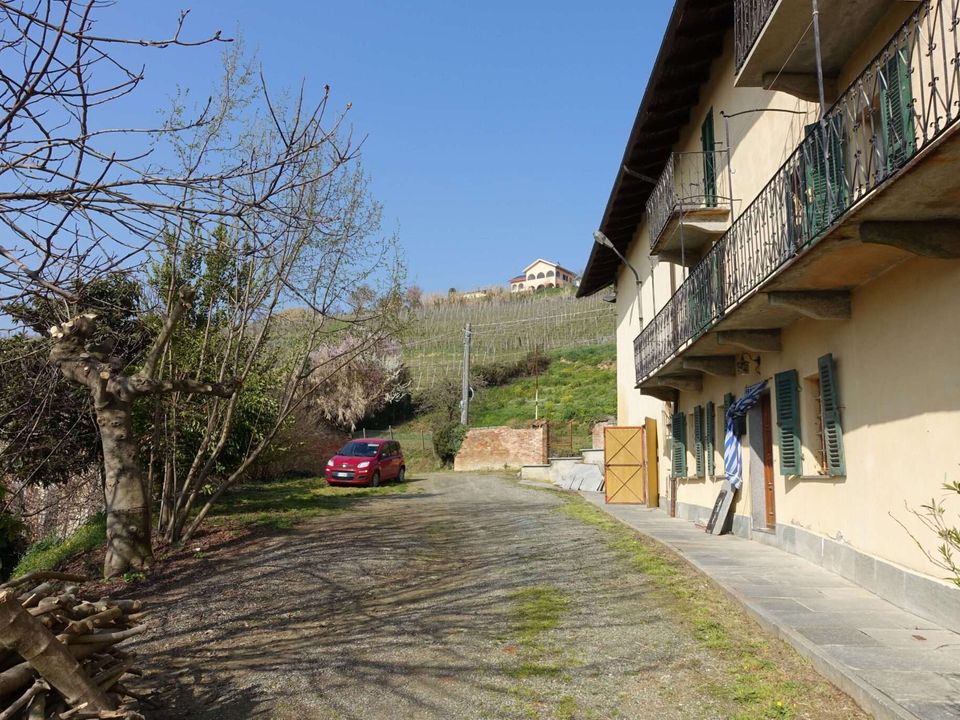 Farm hus i Alice Bel Colle, Alessandria - foto 4