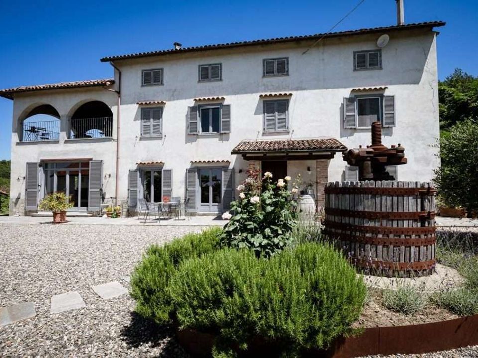 Farm hus i Castel Boglione, Asti - foto 1