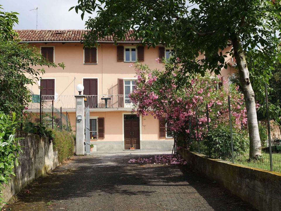 Farm hus i Isola D'Asti, Asti - foto 1