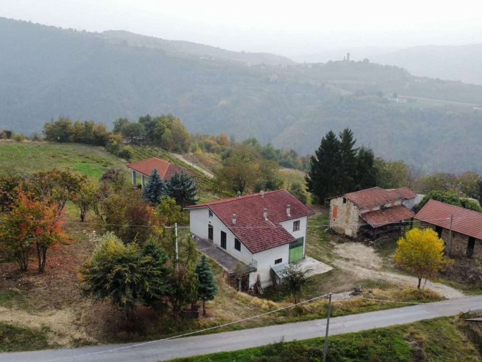 Farm hus i San Giorgio Scarampi, Asti - foto 5