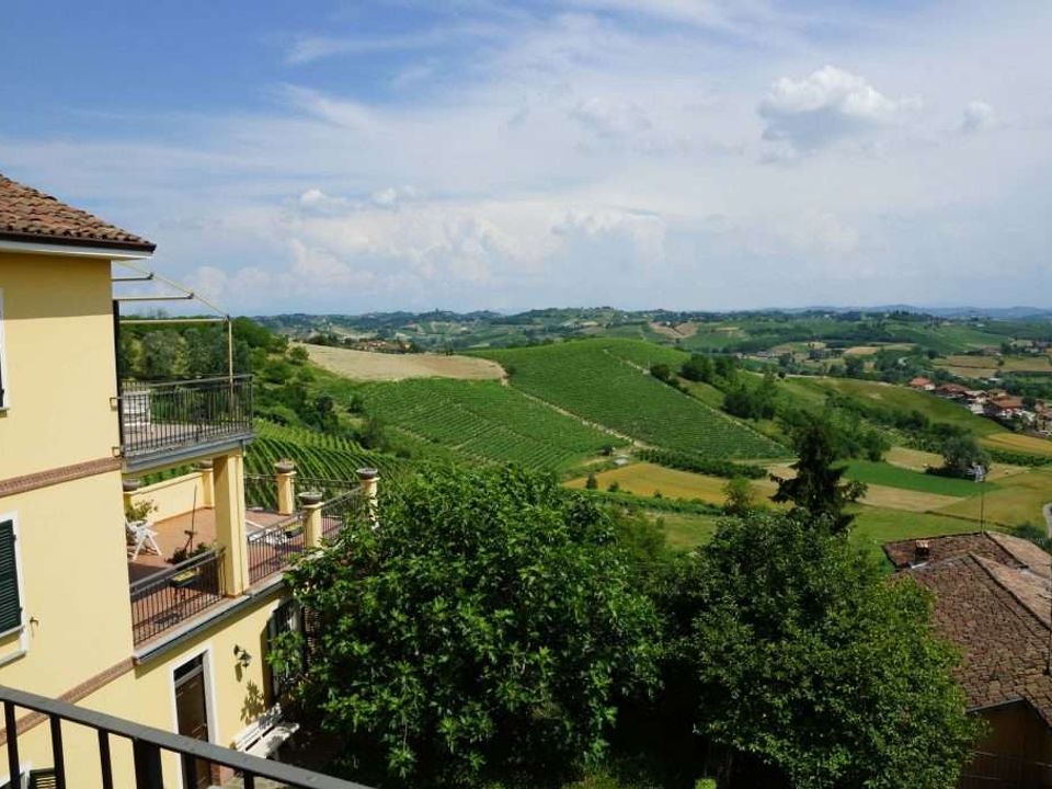 Farm hus i Montegrosso d'Asti, Asti - foto 1
