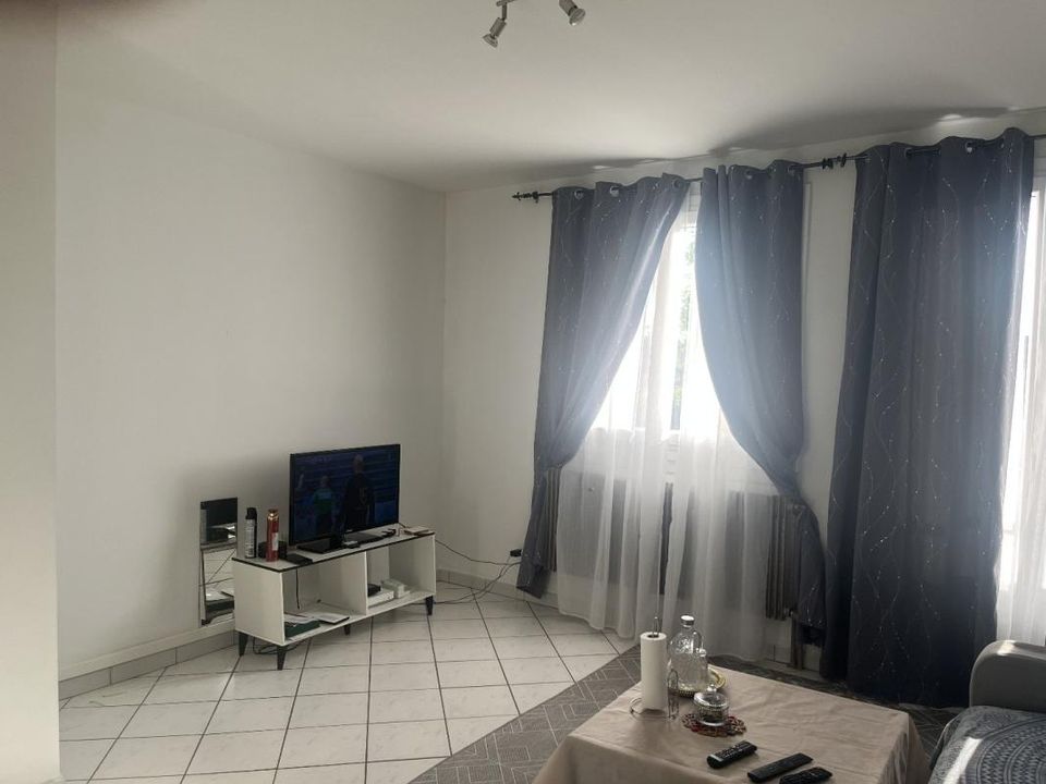 Lejlighed i Vaulx-en-Velin, Rhone - foto 4