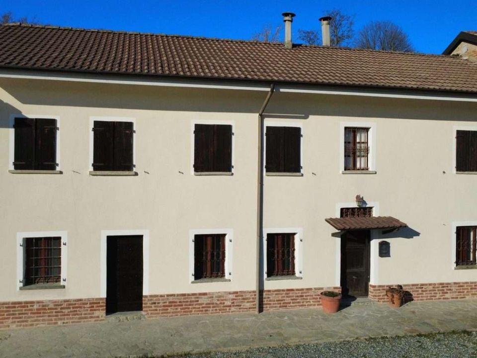 Gårdshus i Agliano Terme, Asti - bilde 2