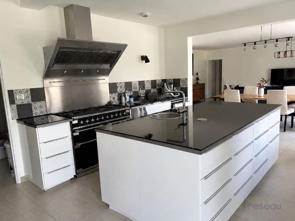 Villa i La Queue-les-Yvelines, Yvelines - foto 4