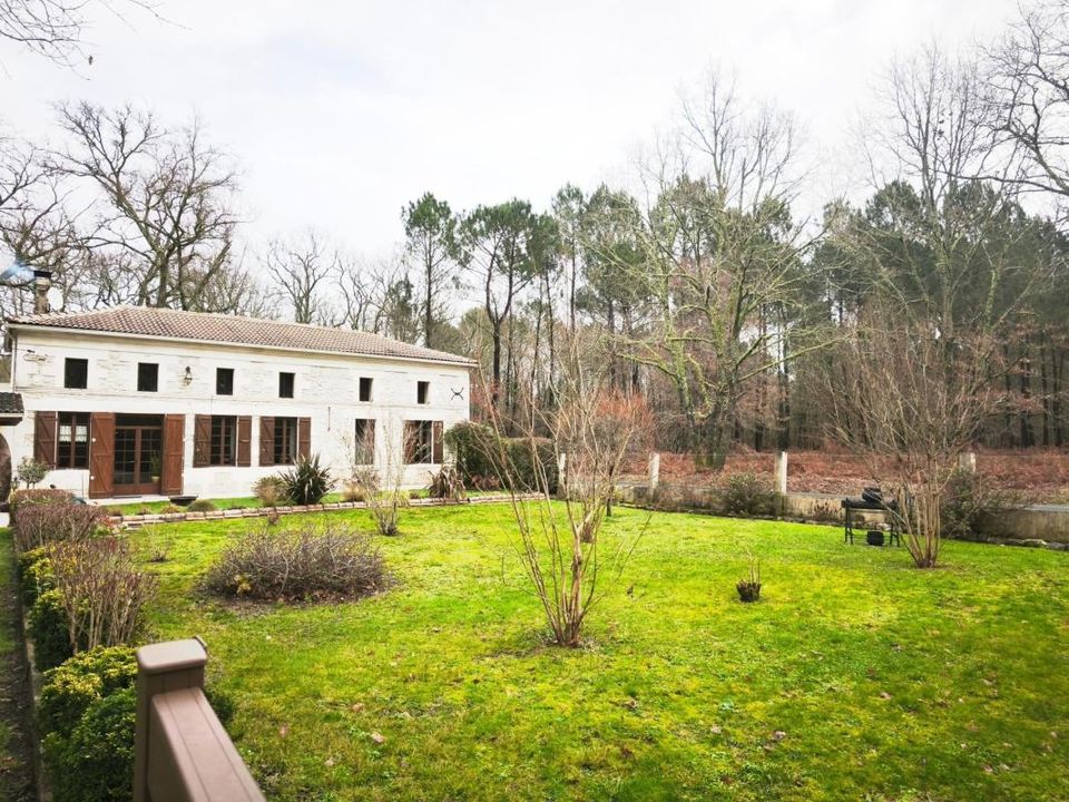 Villa in Reignac, Gironde - photo 2