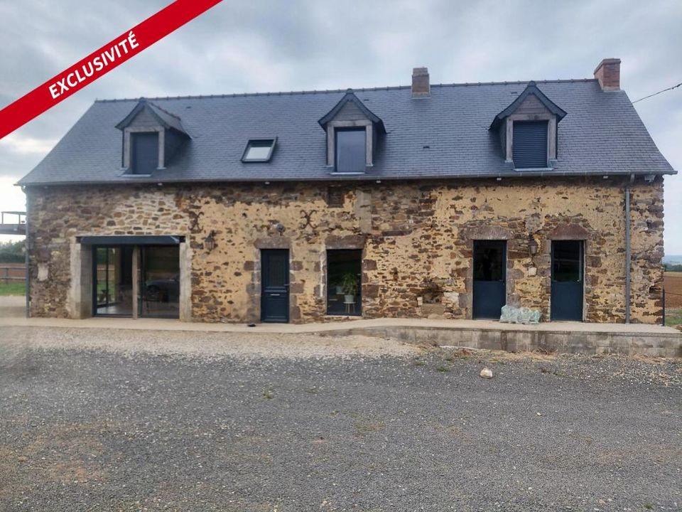 Villa i Fresnay-sur-Sarthe, Sarthe - bilde 1