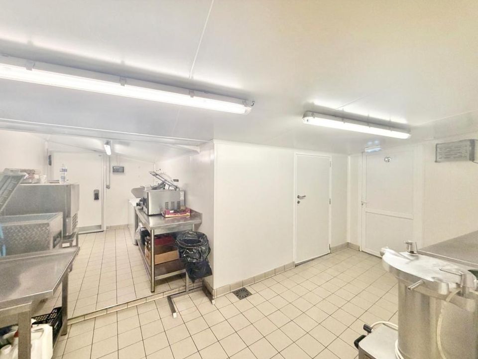 Erhvervsejendom i Ernee, Mayenne - foto 4