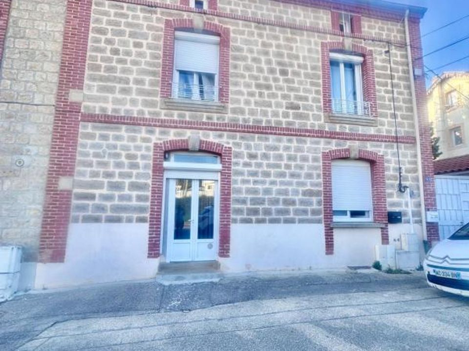 Villa i Le Chambon-Feugerolles, Loire - foto 1