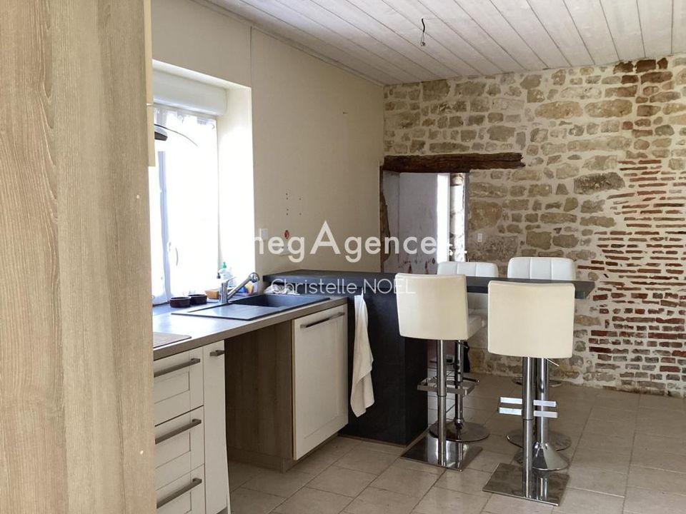 Landejendom i Saint-Denis-du-Payre, Vendee - foto 1