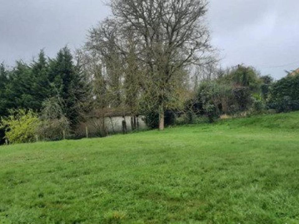 Helårsgrund i Saint-Langis-Les-Mortagne, Orne - foto 1