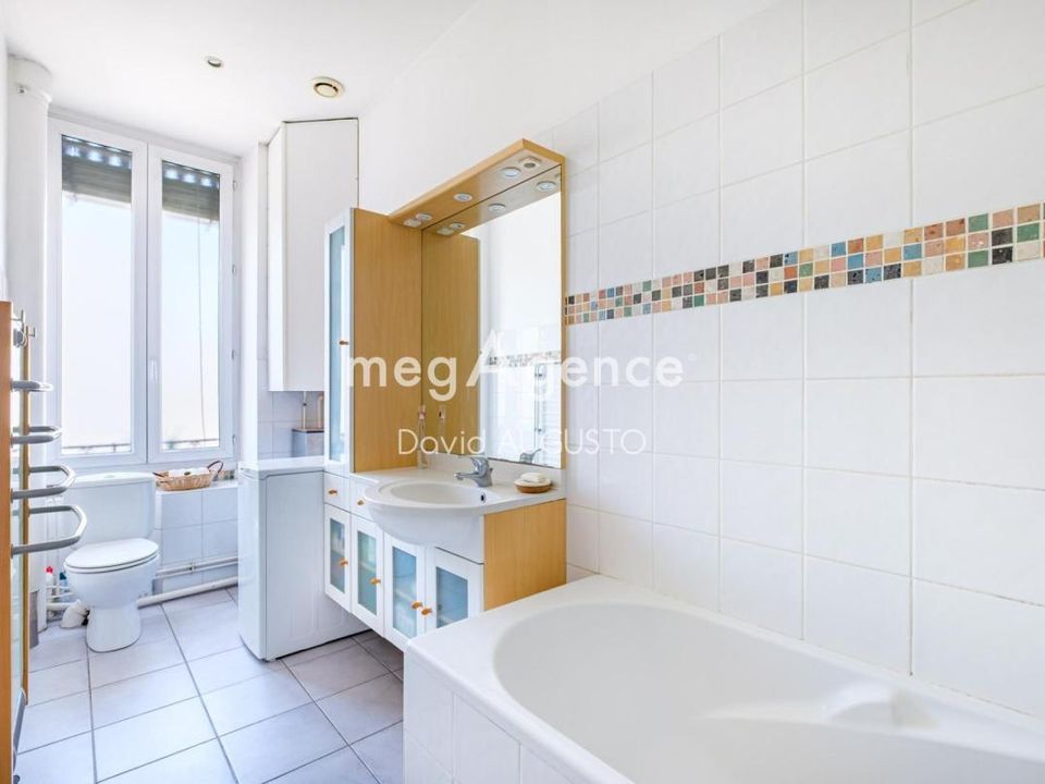 Lejlighed i Lyon, Rhone - foto 4