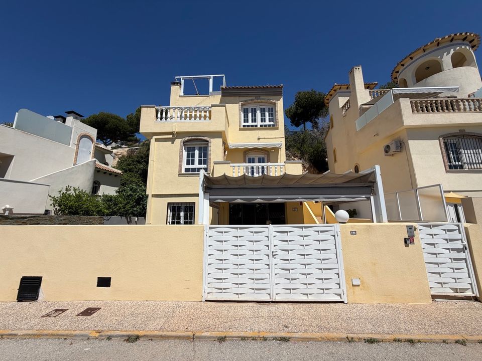 Villa i Las Ramblas Golf, Alicante - foto 1