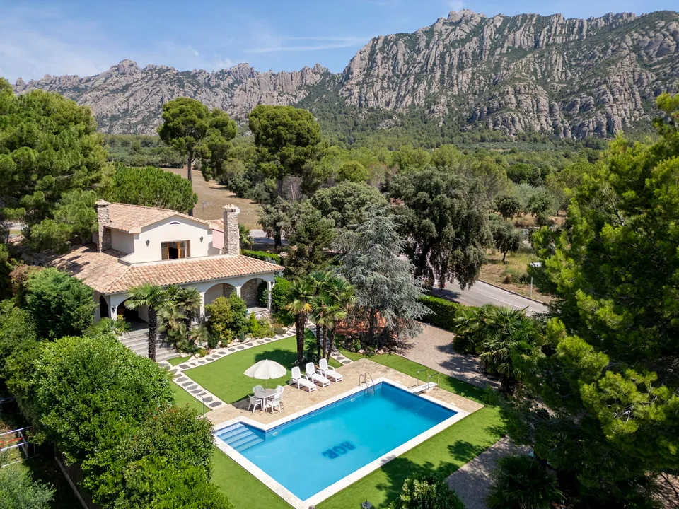 Villa i Collbato, Barcelona - foto 2