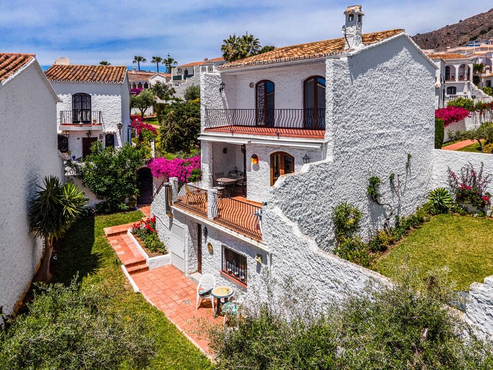 Villa i Nerja, Malaga - foto 1
