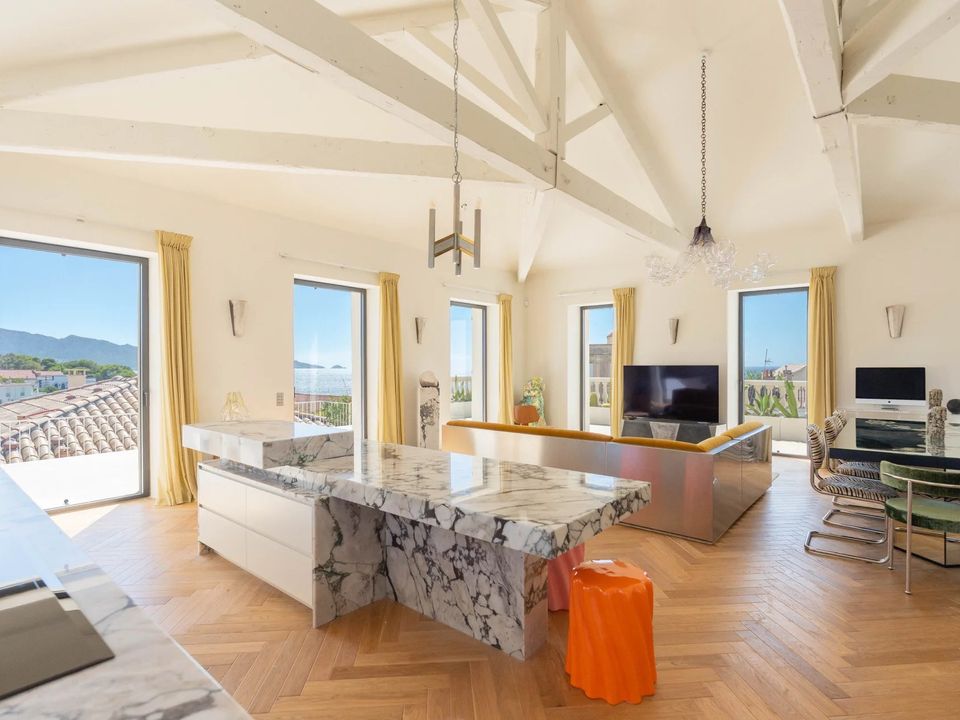 Villa i Marseille, Bouches-du-Rhone - foto 1