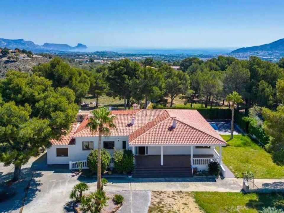Villa i La Nucia, Alicante - foto 1