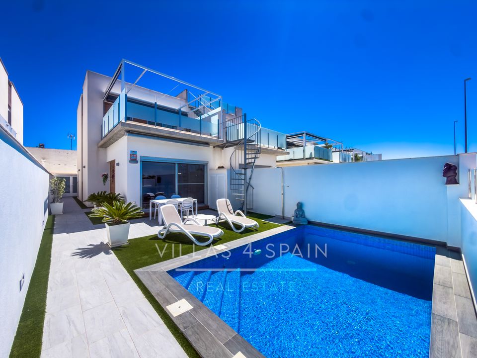 Villa i Daya Nueva, Alicante - foto 1