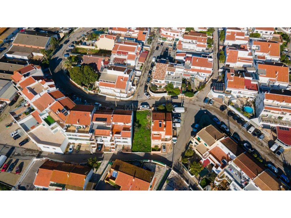 Helårsgrund i Carvoeiro, Faro - foto 1