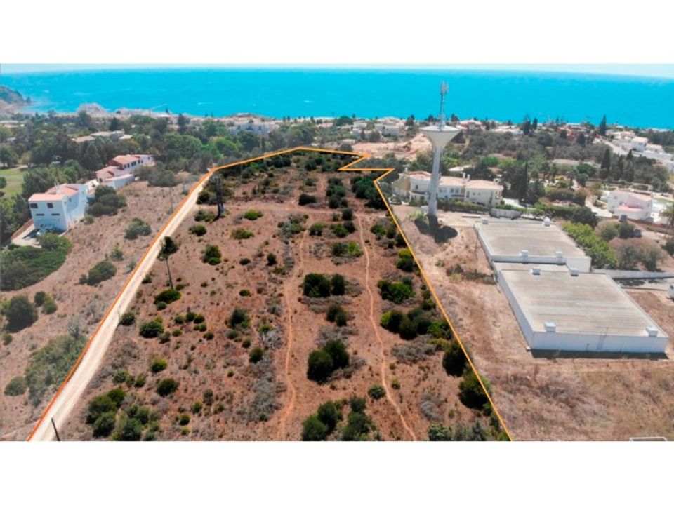 Helårsgrund i Luz, Faro - foto 1