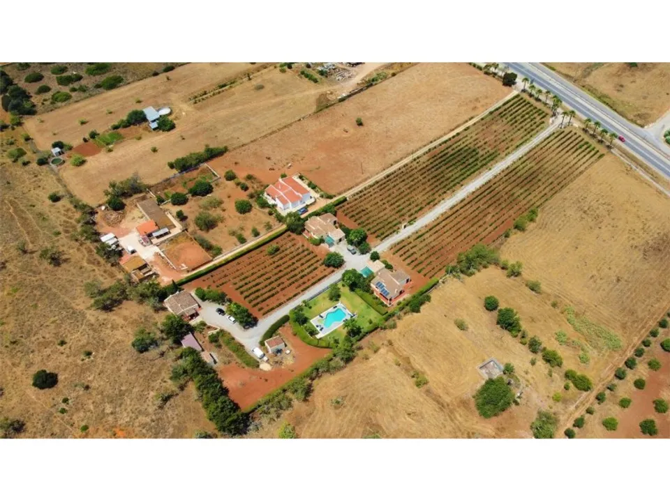 Farm i Luz, Faro - foto 1
