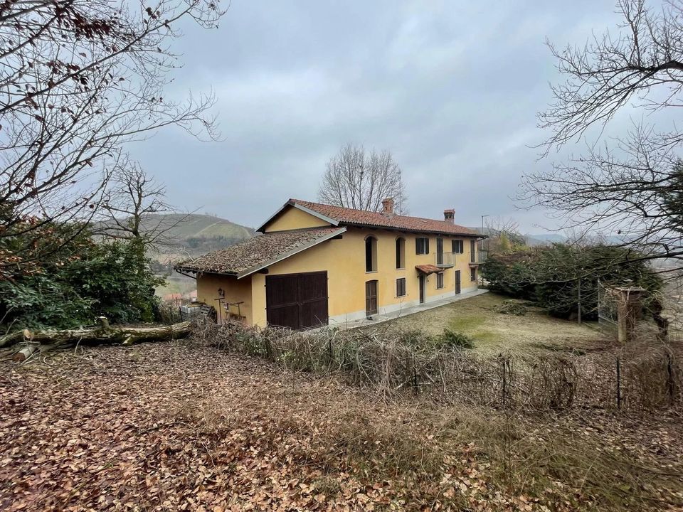 Villa i Santo Stefano Roero, Cuneo - foto 1