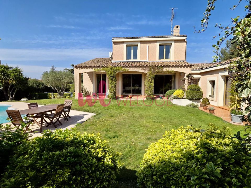 Villa i Marseille, Bouches-du-Rhone - foto 1