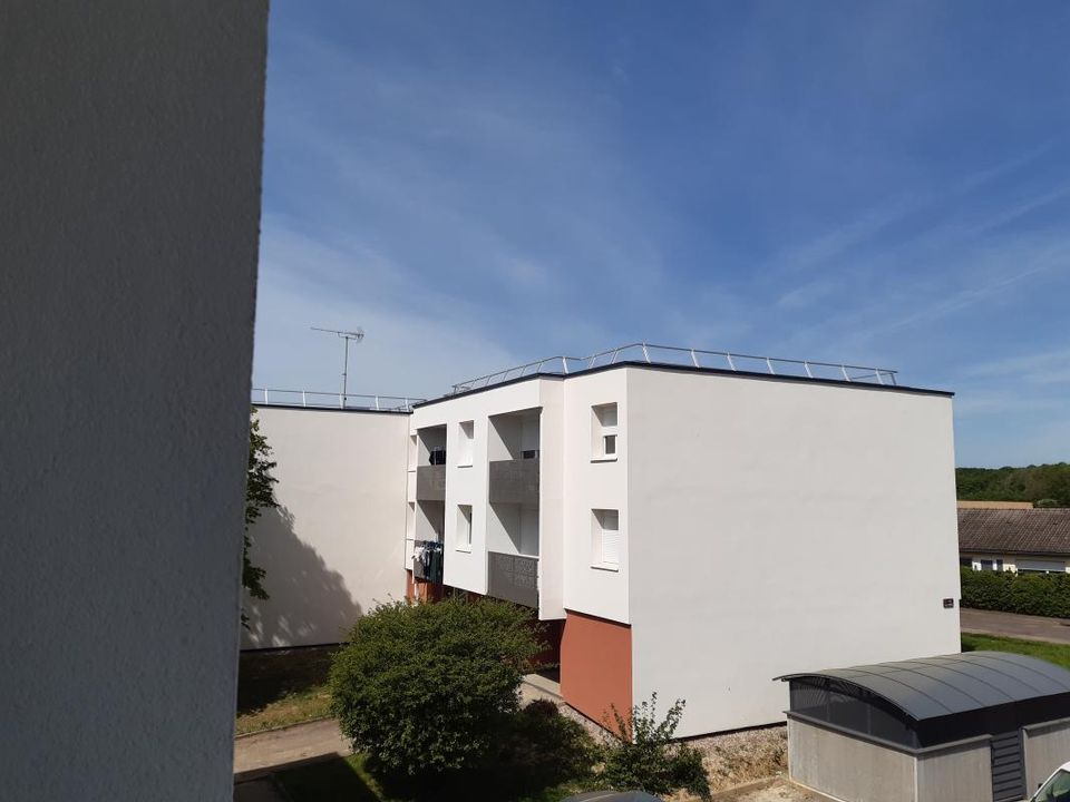 Apartment in Saint-Loup-sur-Semouse, Haute-Saone - photo 1