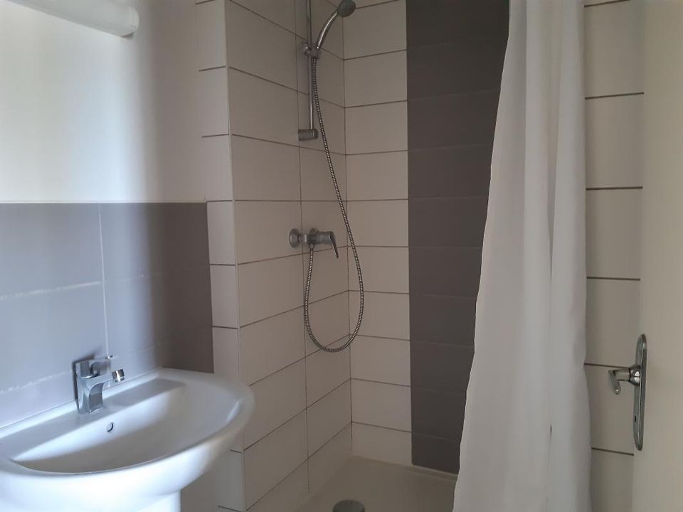 Apartment in Saint-Loup-sur-Semouse, Haute-Saone - photo 4
