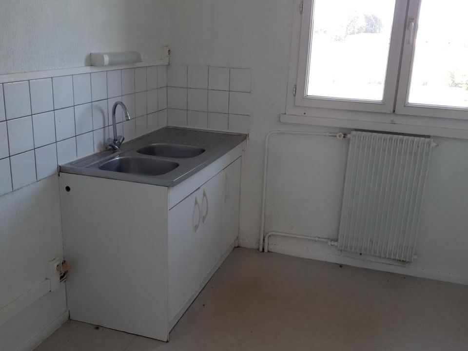 Apartment in Saint-Loup-sur-Semouse, Haute-Saone - photo 2