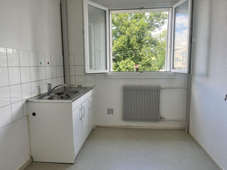 Apartment in Saint-Loup-sur-Semouse, Haute-Saone - photo 2